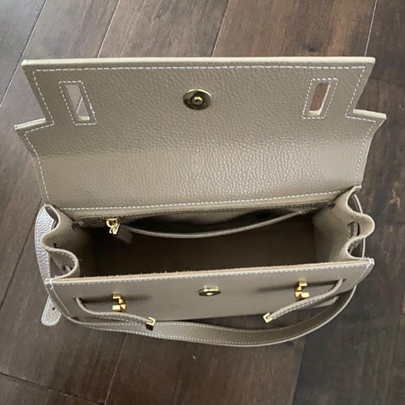 Teddy Blake Tan Handbag - Picture 3 of 9